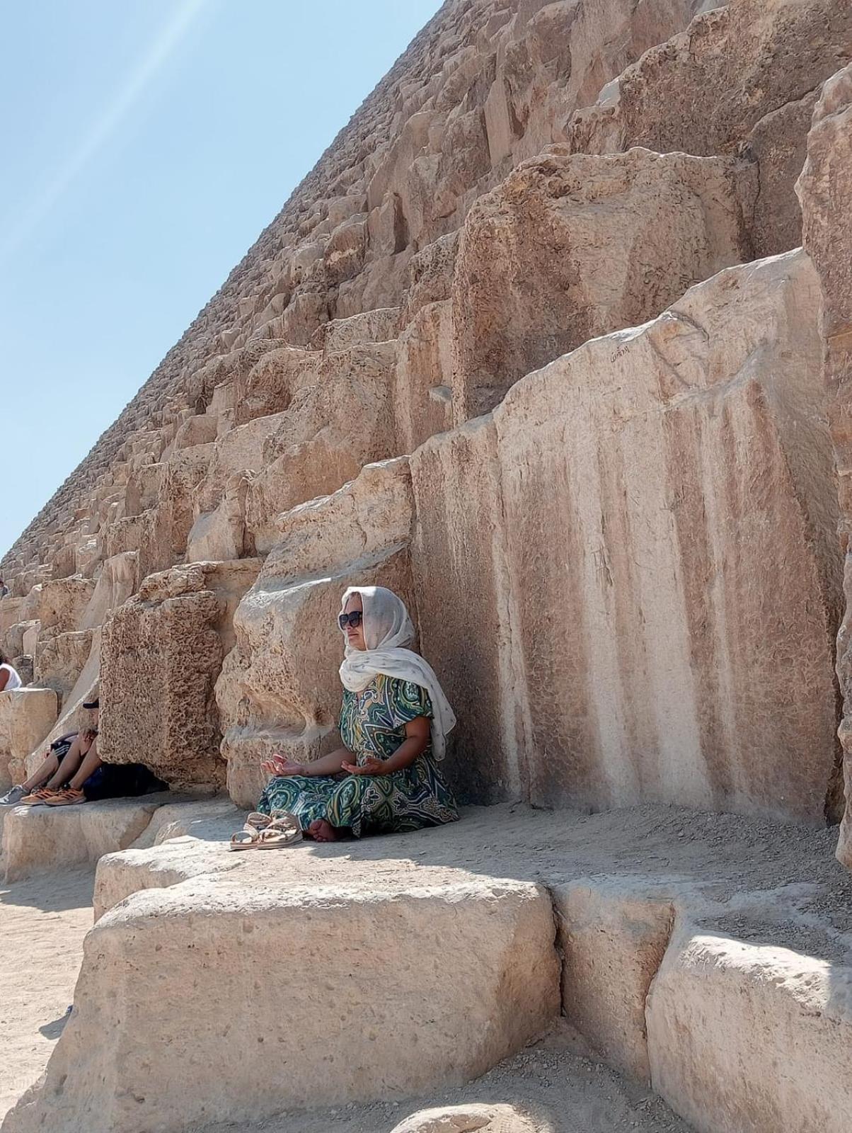 Momen Pyramids Inn Kafrat al Jabal Экстерьер фото